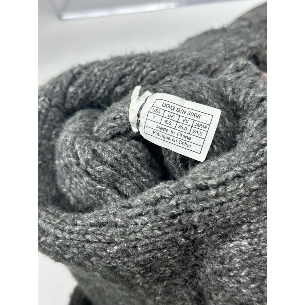 UGG 3066 Lattice Cardy Gray Sweater Knit 3 Button Winter Sock Boots Womens 7 - Picture 7 of 9